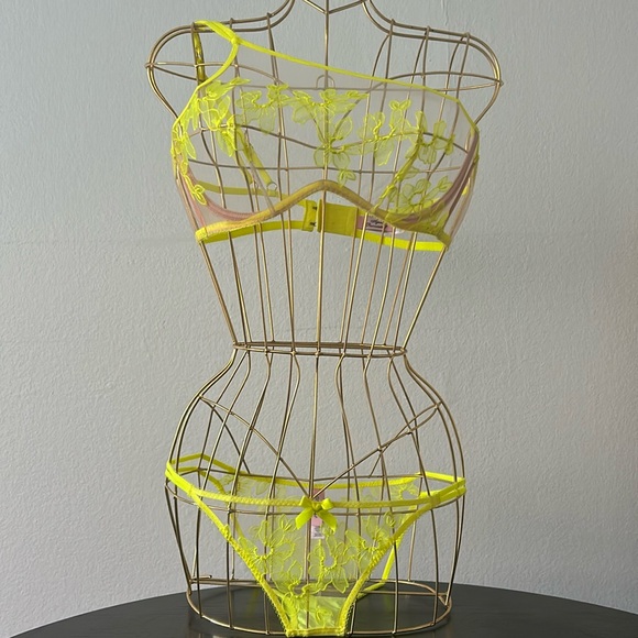 Agent Provocateur Yellow Floral Bra - Picture 7 of 13